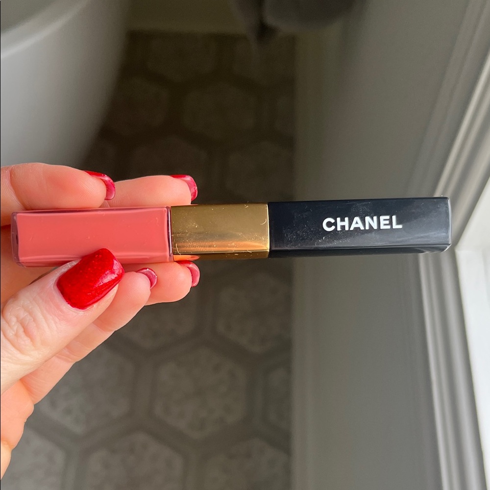 CHANEL Glossimer Lip Gloss - 174 Endless Pink